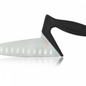 El cuchillo de cocina tiene un mango ergonómico para una estabilidad óptima. Esta es la versión del cuchillo para verduras